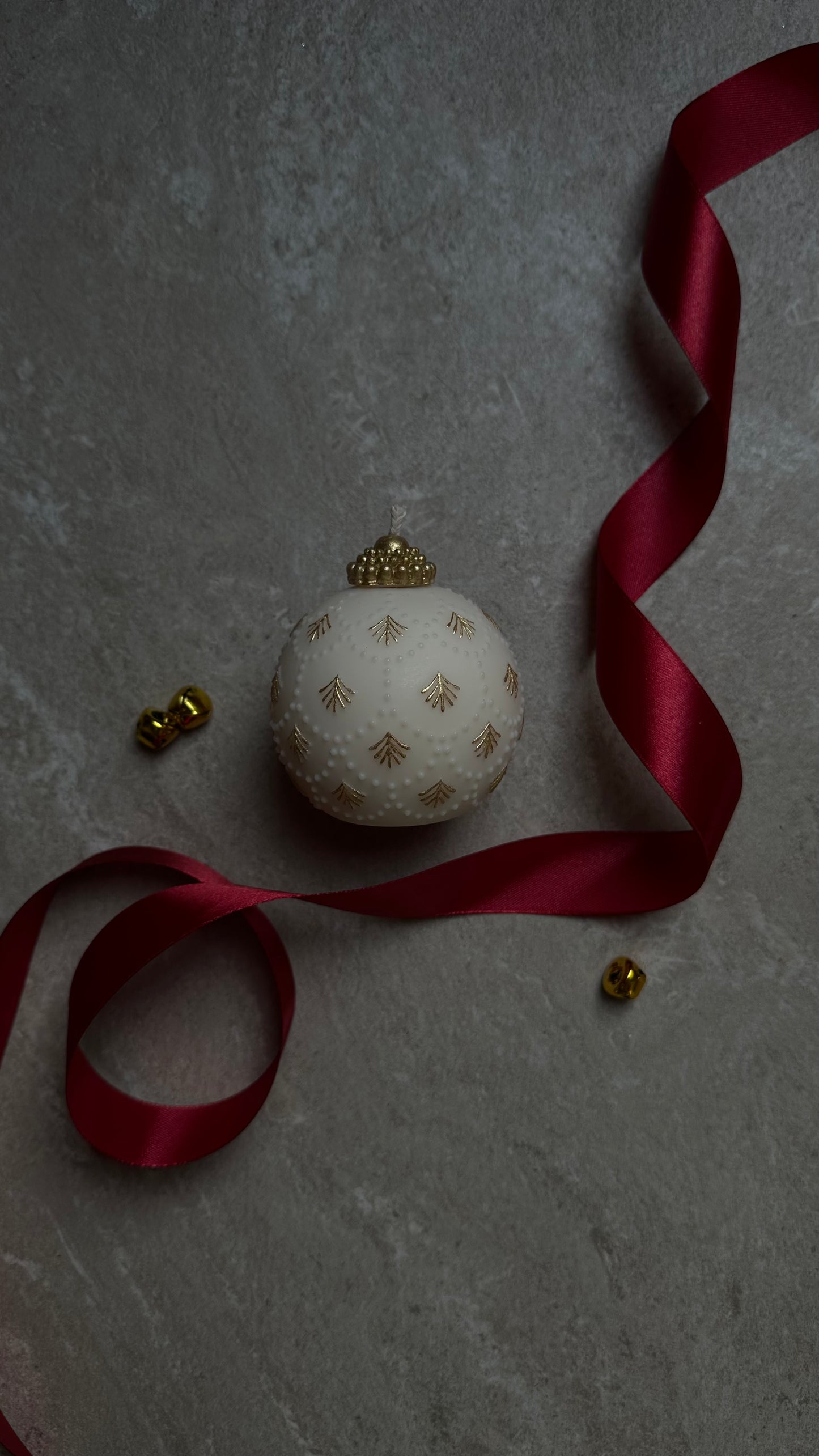 Éire Liathán – Aed