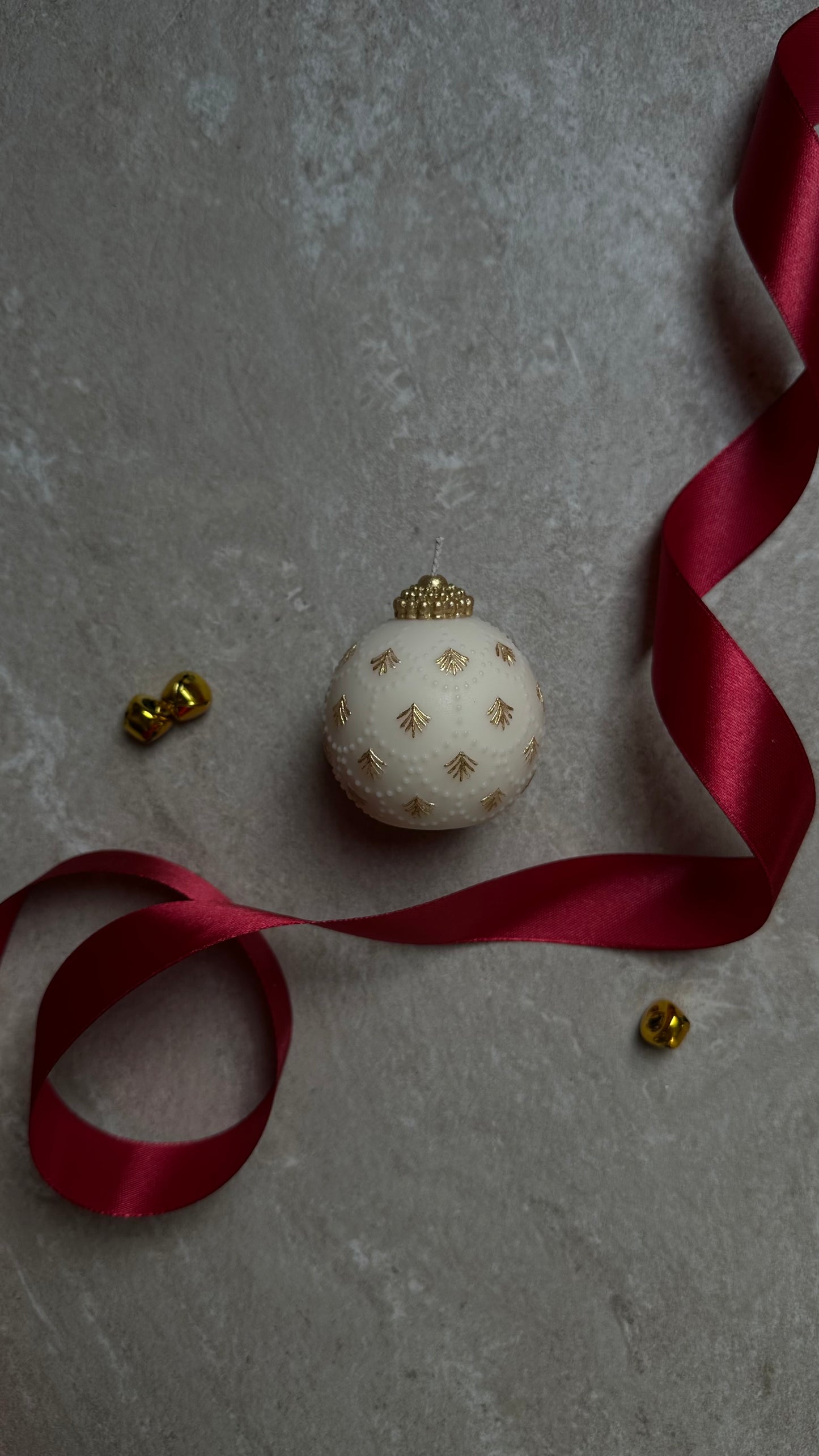 Éire Liathán – Aed